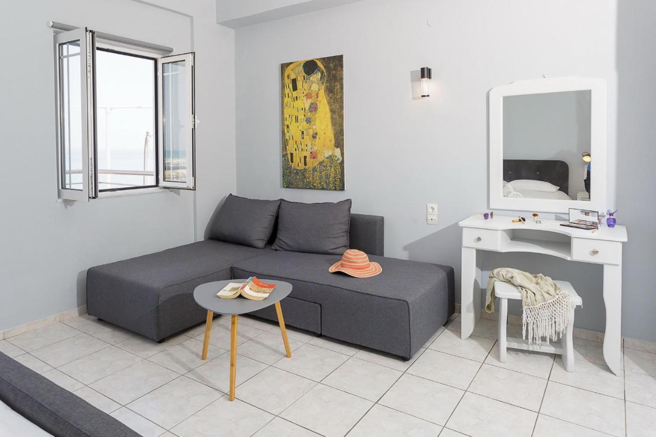 Sole Mare Seaside Apartments Гуве Экстерьер фото