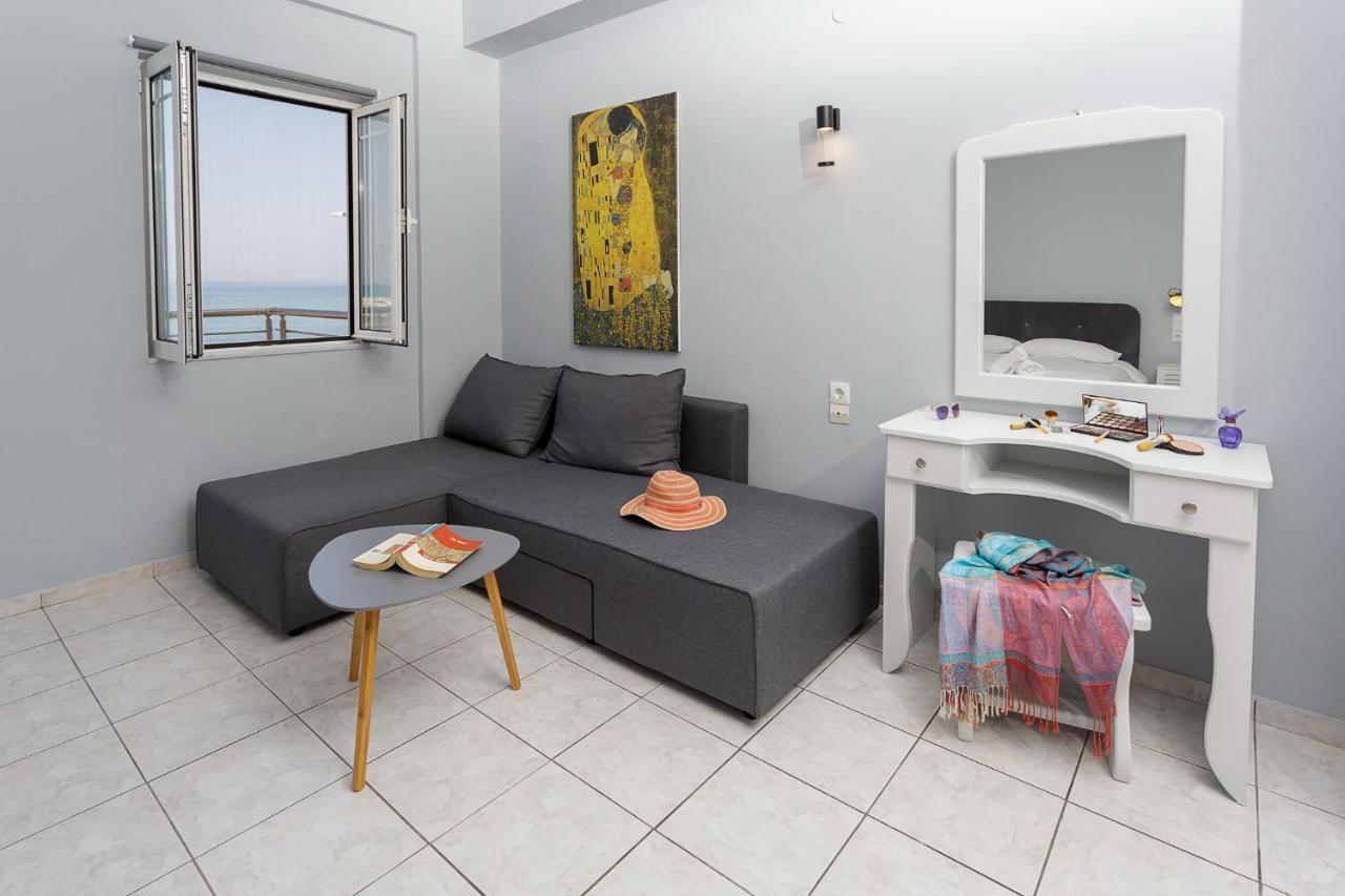 Sole Mare Seaside Apartments Гуве Экстерьер фото