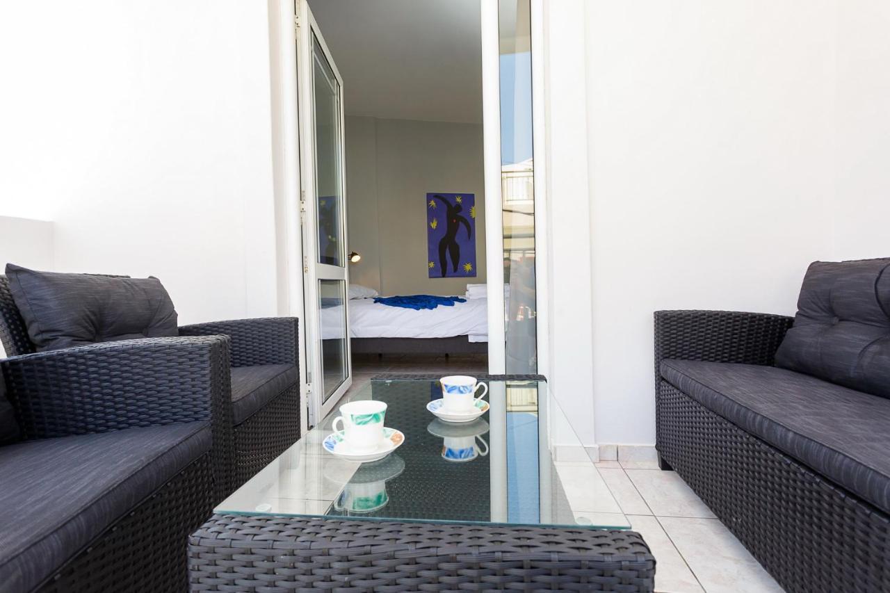 Sole Mare Seaside Apartments Гуве Экстерьер фото